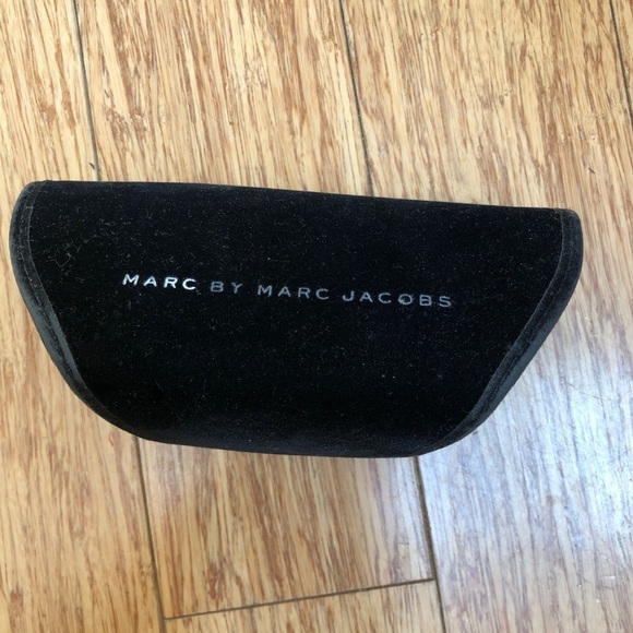 Marc Marc Jacobs glasses case velvet large - Picture 1 of 2
